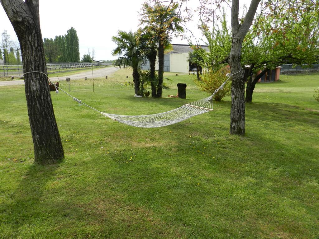 Agriturismo Zio Michele Hotel Isola Della Scala Kültér fotó