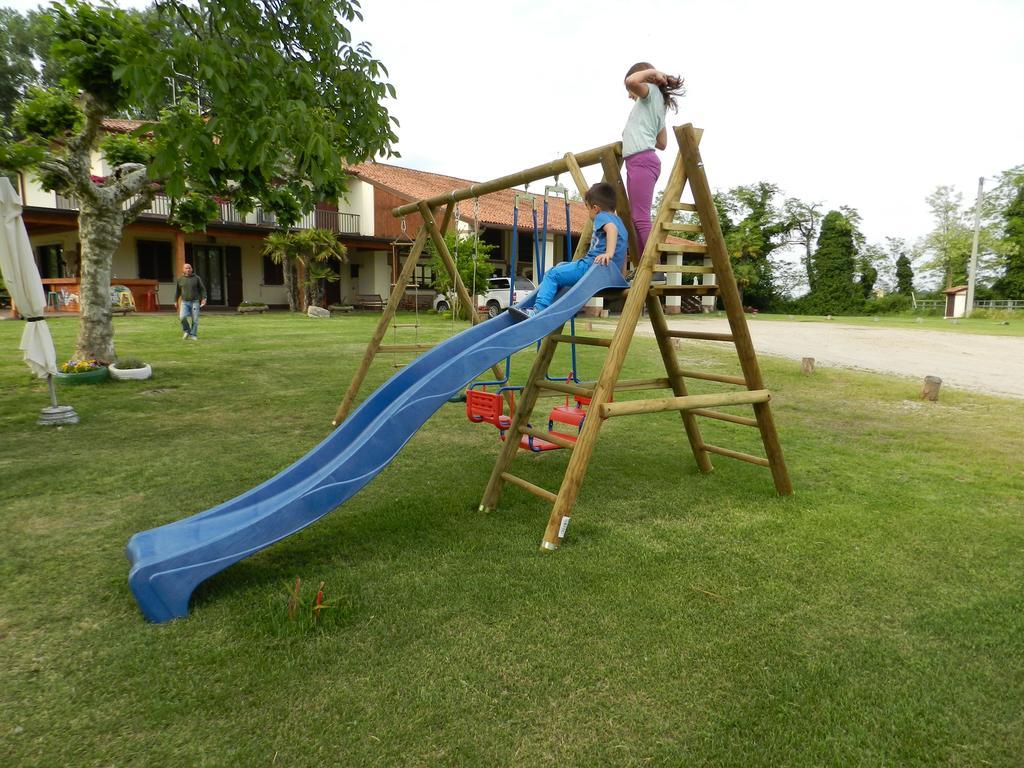 Agriturismo Zio Michele Hotel Isola Della Scala Kültér fotó