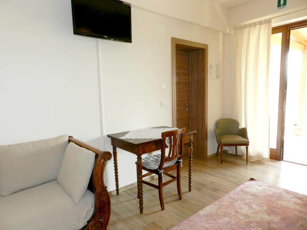 Agriturismo Zio Michele Hotel Isola Della Scala Kültér fotó